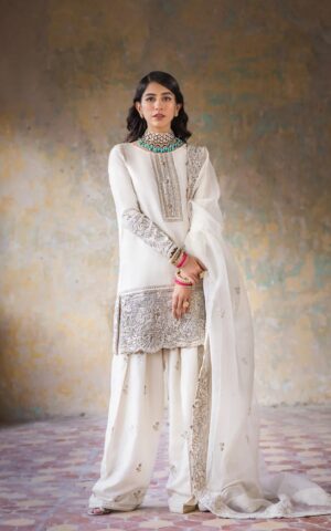 Erum Khan - Hoorain