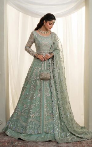 Faiza Saqlain - Selin