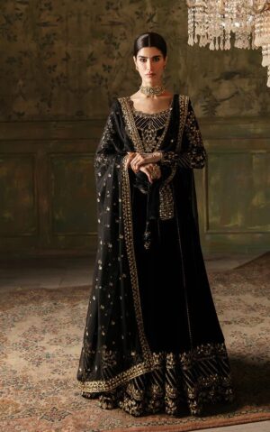 Faiza Saqlain - Vnera